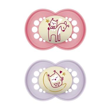Imagem de MAM Baby Kit Com 2 Chupetas Original Night Com Bico Simétrico de Silicone SkinSoft para Crianças 6+ Meses Com Caixa Esterilizadora, Rosa