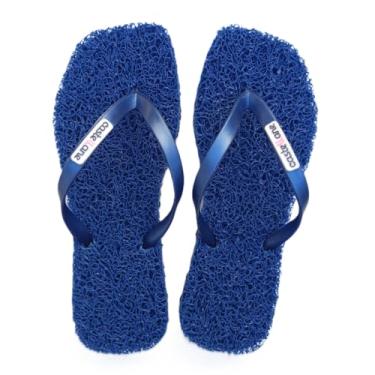 Imagem de Chinelo Square Confort indicado para pessoas que sofrem com Esporão de Calcâneo, Fascite Plantar, Hiperidrose Plantar e Neuroma de Morton, Massageador para os pés, sensação de estar pisando em um tapete leve e macio tornando seu caminhar mais confortável a cada passo. (Azul Royal, BR, Adulto, Faixa 