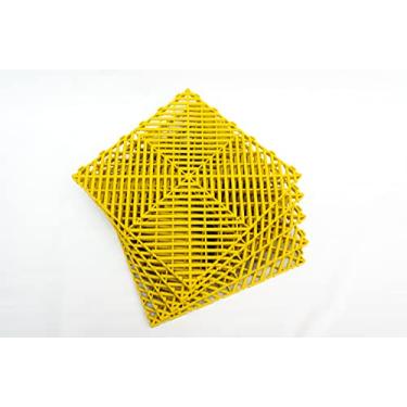 Imagem de Azulejo modular de garagem – PVC macio interligado, 30,5 x 30,5 cm, piso de pátio de piscina, tapetes de drenagem interligados ao ar livre e interno – 5 azulejos por caixa (amarelo)