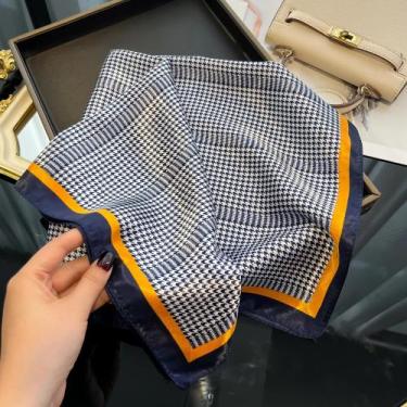 Imagem de Lenço Quadrado De Seda Feminino 60X60CM Design Luxuoso Protetor Solar 