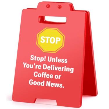 Imagem de Placa engraçada para decoração de mesa com cubículo de escritório Humor Stop Unless You're Delivering Coffee Sign Presentes de escritório para homens mulheres colegas de trabalho Boss - Vermelho