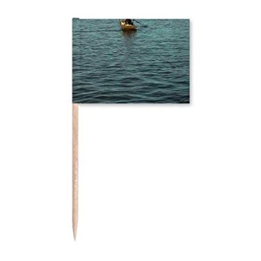 Imagem de Decoração de festa com bandeira de palito de dente moderno presente Art Deco Fisherman Lake