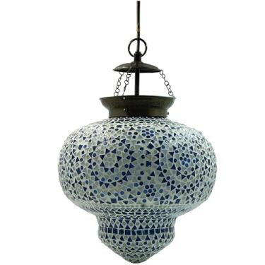 Imagem de Creative Co-Op Mosaico de vidro e lâmpada pendente de metal, acabamento de cobre, branco e azul