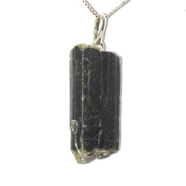 Imagem de Colar Canudo Turmalina Verde Bruto Natural Pino Prata 950