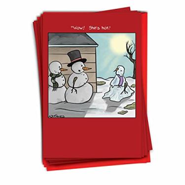 Imagem de NobleWorks - 12 cartões de felicitações de Natal engraçados - humor de desenho animado de Natal embalado, conjunto de cartões de notas cômicas (1 desenho, 12 cartões) - boneco de neve quente