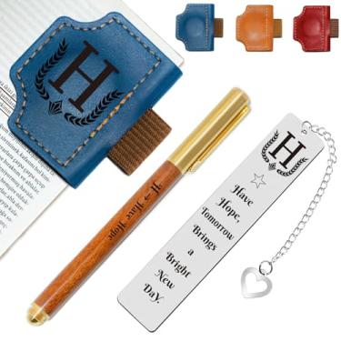 Imagem de Marcador de livro personalizado com suporte de caneta, conjunto de marcadores de livro de couro magnético personalizado com canetas de madeira personalizadas e marcador de livro de metal – para