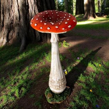 Imagem de Pacific Giftware Estatueta mágica cogumelo cogumelo resina decoração para casa ou fantasia jardim ou decorações de cozinha 17 cm de altura