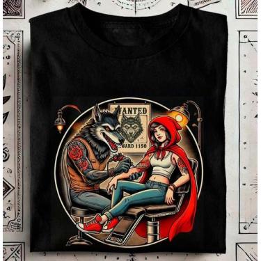 Imagem de Camiseta Premium Lobo Mau Tatuado a Chapeuzinho Vermelho - Adulto - Co
