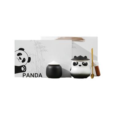 Imagem de Xícara de chá de cerâmica panda, conjunto de chá chinês bonito para casa - conjunto de três peças preto e branco / tampa preta