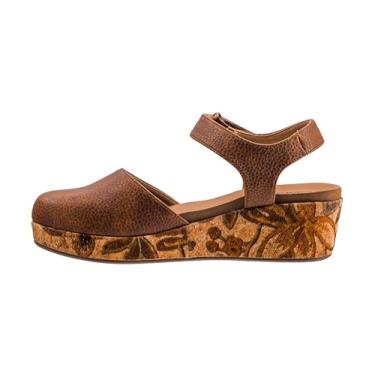 Imagem de Corkys Footwear Cunha feminina multifuncional de 3,8 cm – Design de bico fechado, tira ajustável no tornozelo com gancho e laço, palmilha acolchoada e plataforma de cortiça leve para conforto durante