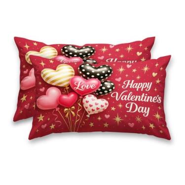 Imagem de HOMETITUTE Happy Valentine's Day Conjunto de 2 fronhas decorativas de cetim 30 x 50 cm arte de balão de coração para sofá sofá sala de estar casa de fazenda decorações de férias