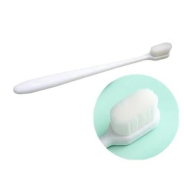Imagem de Escova de dentes ultra macia com cerdas micronizadas, escova de dentes com cerdas múltiplas, higiene bucal confortável (Branco)