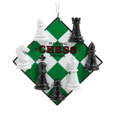 Imagem de The Bridge Collection Enfeite Making Chess Moves - Enfeite de xadrez de 10,8 cm - Ornamento de jogo de estratégia de tabuleiro de xadrez para jogadores de xadrez