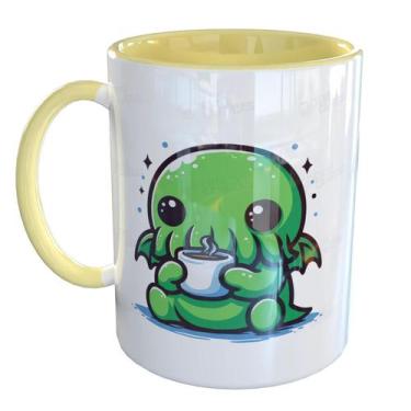 Imagem de Caneca Porcelana Cthulhu Monstro Fofinho - Pense Canecas, Amarelo