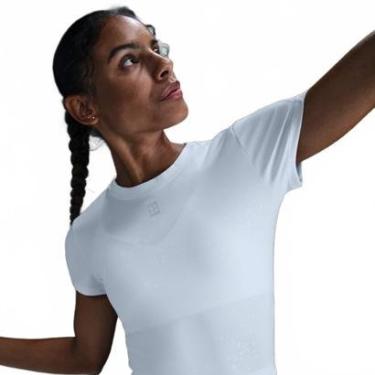 Imagem de Camiseta Nike Advance Feminina-Feminino