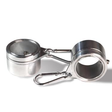 Imagem de Conjunto de anéis de montagem de mastro de bandeira de alumínio Anley 1,25" - anel giratório antienvoltório de 360 ° com mosquetões - ideal para mastro de bandeira de 1-1/4 de polegada de diâmetro e bandeira com 2 ilhós (prata, pacote de 2)