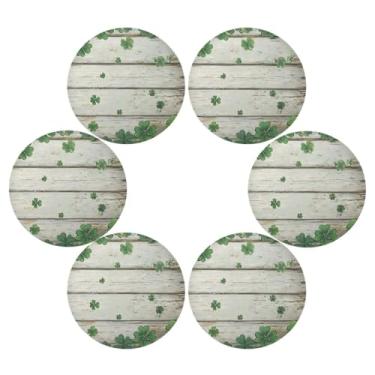 Imagem de ATTX Jogo americano de fundo de madeira trevo para mesa de jantar, jogo americano de decoração do dia de São Patrício, tapetes para mesa de cozinha para 6#192