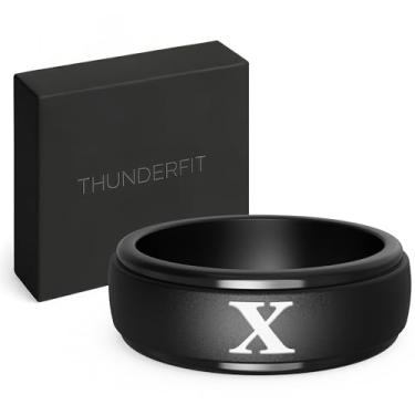 Imagem de ThunderFit Anel inicial de silicone preto para ele - Aliança de borracha personalizada de casamento com uma letra - Ajuste confortável - Presentes de aniversário exclusivos para homens, 16.5 - 17