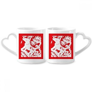 Imagem de Conjunto de canecas de porcelana para casais, animais de cachorro com corte de papel e coração