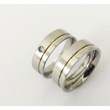 Imagem de Par De Aliança 6Mm Aço Inox Com Fio De Ouro Lateral