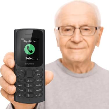 Imagem de Celular Para Idosos Nokia 105 4g Com Volume Alto e Números Grandes