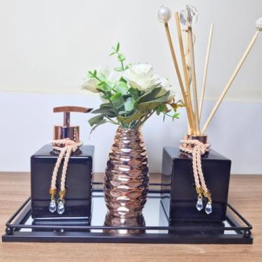 Imagem de Kit Lavabo Jogo Para Banheiro Difusor Porta Sabonete Líquido Bandeja Decorativa Metal Espelhada-Dispenser Frasco Aromatizador Organizadores e Decoração Banheiro-Preto e Rosê Gold-Naneh Decor®