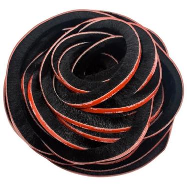 Imagem de Fita Veda Fresta Escova Vedação Janela Porta 7X18 10 Metros