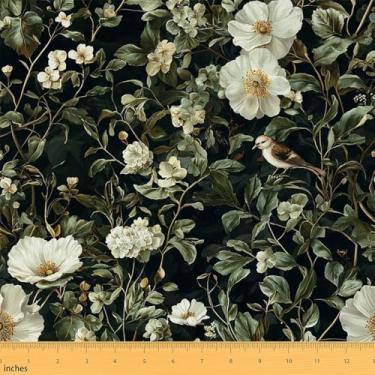Imagem de Erosebridal Tecido de pétalas de rosa por The Yard Bird Tecido impermeável para ambientes externos, folhas botânicas verdes, flores brancas, decoração de arte DIY natural, 1 jarda