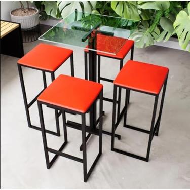 Imagem de Conjunto Mesa Alta Bar Bistrô Quadrada Vidro 4 Bancos Estofado Industrial Black (Vermelho)
