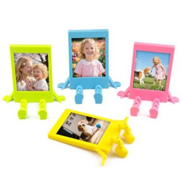 Imagem de BEYONGME Pacote com 4 porta-retratos pequenos, porta-retratos bonitos tamanho mini carteira 5 x 7 molduras coloridas para fotos Instax Mini 12/41/11/9/8/7+/99/40/SE/EVO