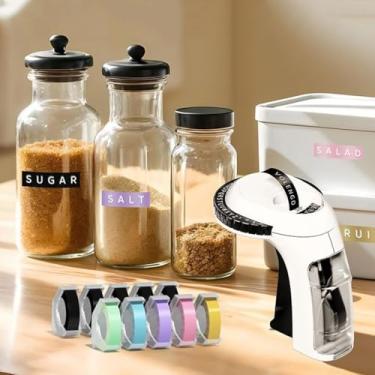 Imagem de Máquina de fazer etiquetas em relevo Omega S com fitas, etiquetadora manual de gravação clássica 3D com 10 rolos de 9 mm x 3 m de etiquetas para casa, escritório e artesanato DIY, branco e preto