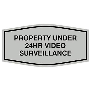 Imagem de All Quality Placa de videovigilância Fancy Property Under 24Hr - Gravado a laser | Plástico ABS durável | Monitoramento de segurança 24 horas por dia, 7 dias por semana (cinza claro/preto) - Grande