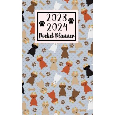 Imagem de 2023 2024 pocket planner For Purse Dog Lovers: 2 year Pocket Calendar January 2023 to December 2024 | 24 Months Monthly Planner & Organizer For Purse ... with Federal Holidays | Cute Dogs Pattern