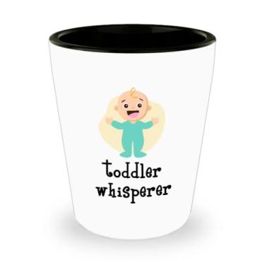 Imagem de Copo de shot Whisperer para crianças - Presentes para bebês Whisperer - Copo de shot de cerâmica engraçado