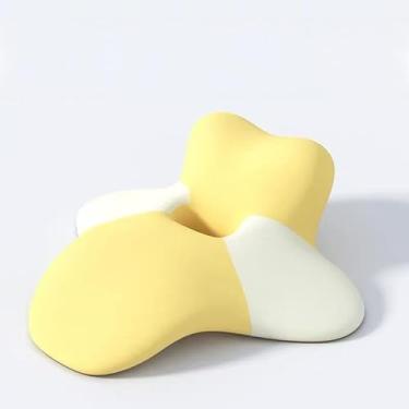 Imagem de Xiamenzcx Travesseiro ergonômico de pescoço para dormir – Almofada de espuma viscoelástica, perfeita para dormir de lado, ler na cama, suporte de laptop de mesa, jogos e uso de telefone – Alivia dores