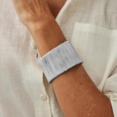 Imagem de Pulseira de ouro grosso para mulheres, bracelete de declaração, pulseira de punho, joias grossas, presentes para mulheres, presentes de amizade, presentes para mulheres, dia dos namorados, Medium