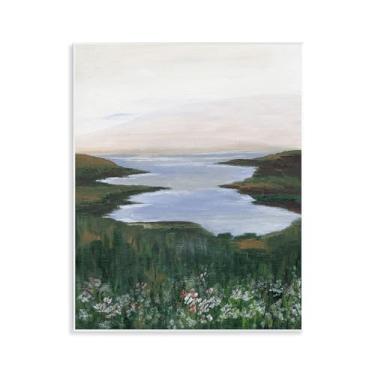 Imagem de Stupell Industries Peaceful Greenery by Lake Wall Plaque Art, design de Nikita Jariwala, 28 x 35 cm