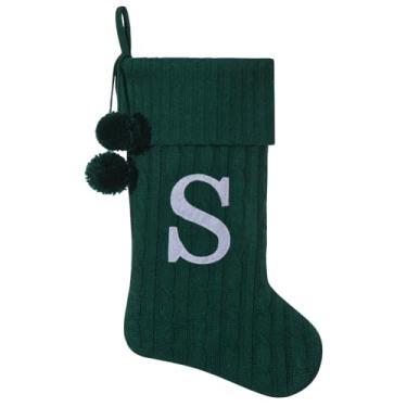 Imagem de Pxniy Meia de Natal personalizada de 48 cm - malha verde com monograma bordado e pompons, cabide de lareira familiar para decoração de férias, letra verde S