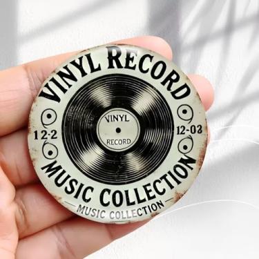 Imagem de Design de arte vintage com ímã de geladeira - adesivo redondo de acrílico para geladeira de 5,8 cm, presente de decoração retrô, tamanho perfeito para geladeira, armário ou qualquer superfície