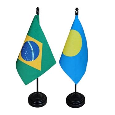 Imagem de Kit Bandeiras de Mesa Brasil e Palau, 26cm Altura Total, 18x11cm, Multicolorido, Tecido Oxford, Base Plástica, para Escritório, Eventos, Decoração