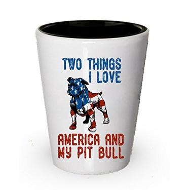 Imagem de Copo de shot Two Things I love America And Pit Bull