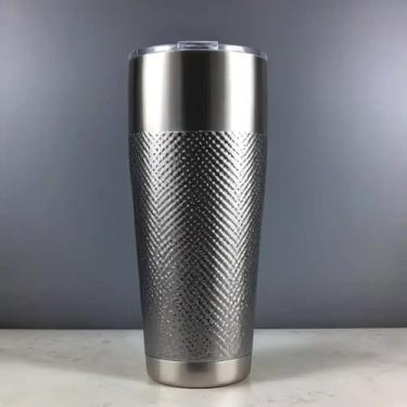 Imagem de Copo Térmico Parede Dupla em Aço Inox Cinza 500ml com Canudo - Estilo Texturizado