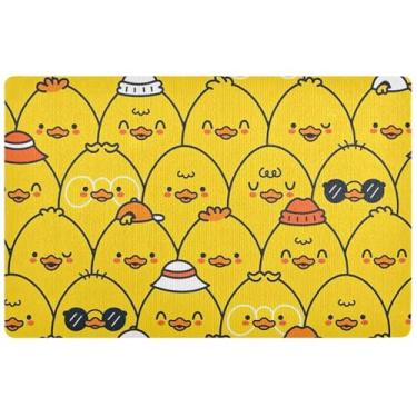 Imagem de TSENQUE Tapete de porta personalizado fofo engraçado patos amarelo Halloween tapete de sapato impermeável decoração de varanda lavável tapetes de entrada para dentro de casa 81 cm x 50 cm