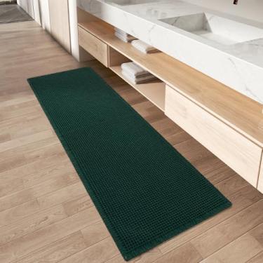 Imagem de Tapete de banheiro AMOAMI quadriculado, atualizado, superabsorvente, antiderrapante, lavável na máquina, passadeira com franjas, ideal para corredor, quarto, lavanderia, 43 x 152 cm, verde-escuro