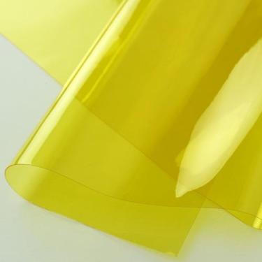 Imagem de Plástico PVC Colorido Translúcido Amarelo - 50cm x 140cm P/ Artesanato