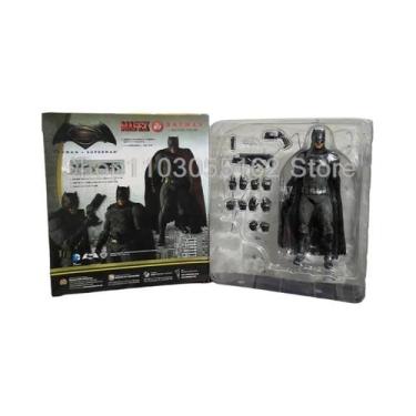 Imagem de Figura De Ação Harley Quinn Joker Heath Ledger Batman Mafex 015 Brinqu