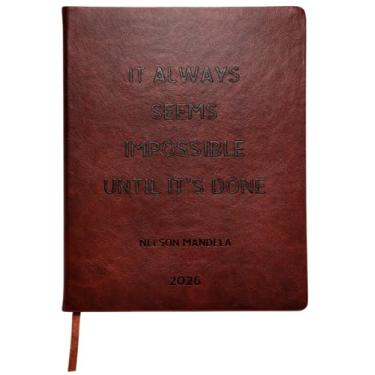 Imagem de WORLD TRAVELER Agenda 2026 semanal e mensal – 20 x 25 cm, capa dura, agenda de janeiro e dezembro, agenda diária 2026, tamanho 20 x 25, marrom/impossível