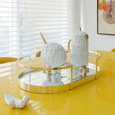 Imagem de Bandeja Oval Reversa Prata com Fundo em Espelho - St James