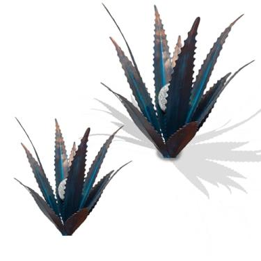 Imagem de Muciwa 2 peças de decoração de escultura de agave de metal, escultura vintage pintada à mão, faça você mesmo, planta de agave de metal, jardim, pátio, gramado, decoração externa (azul serrilhado)
