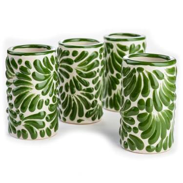 Imagem de MEXTEQUIL - Talavera Conjunto de 4 copos de shot mexicanos autênticos - Pintado à mão - 60 g (fundo branco com pincelada verde)
